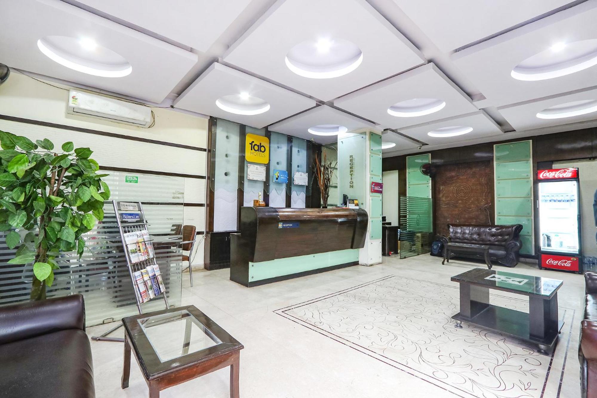 Fabhotel Royal Residency II - Nr Lakdikapul Metro Station Hyderabad Exterior foto
